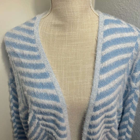 Womens SugarLips Cheshire Chevron Eyelash Cardigan - Picture 4 of 11